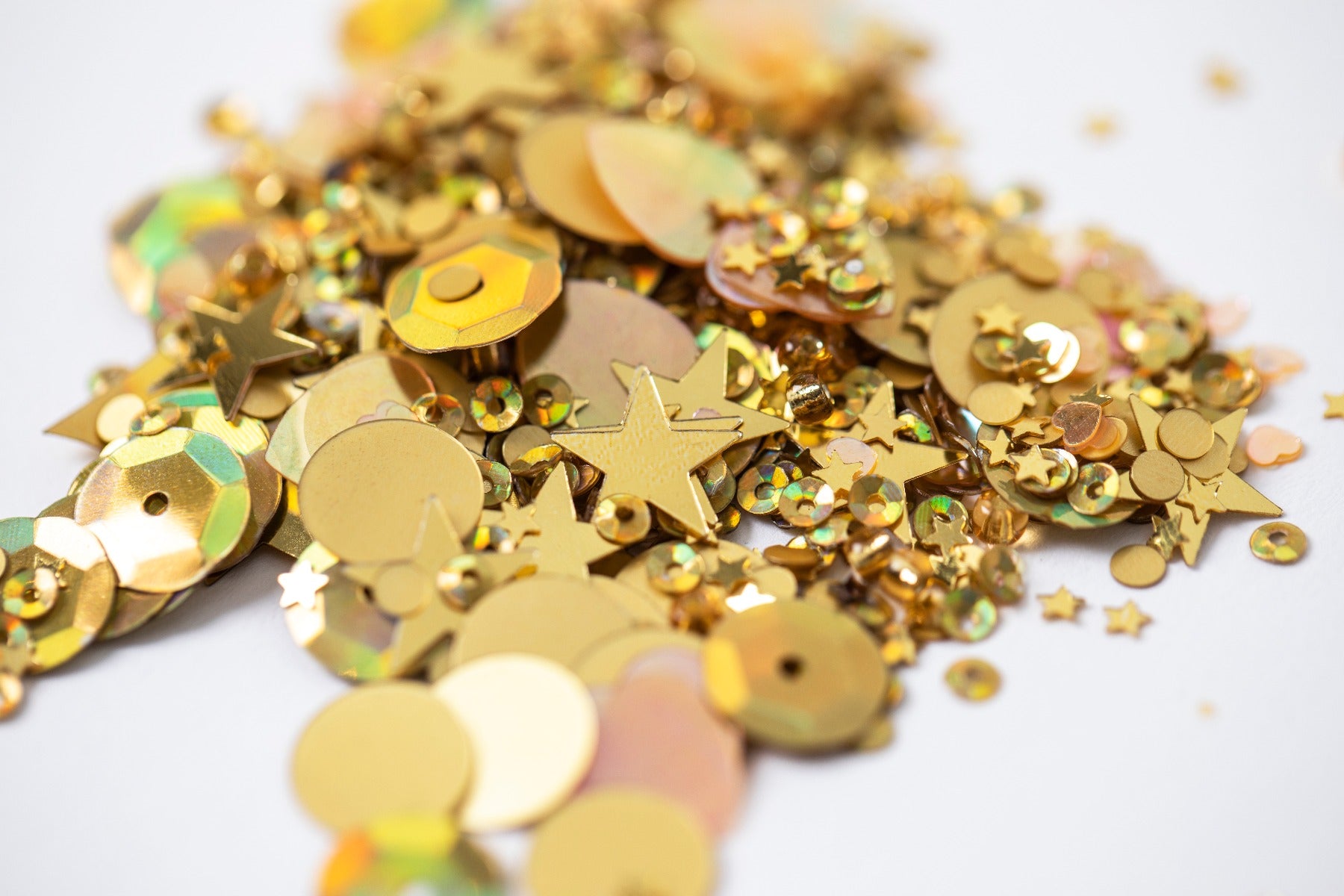 sizzix-effectz-pailletten-perlen-gold-5-dosen-deko image 2