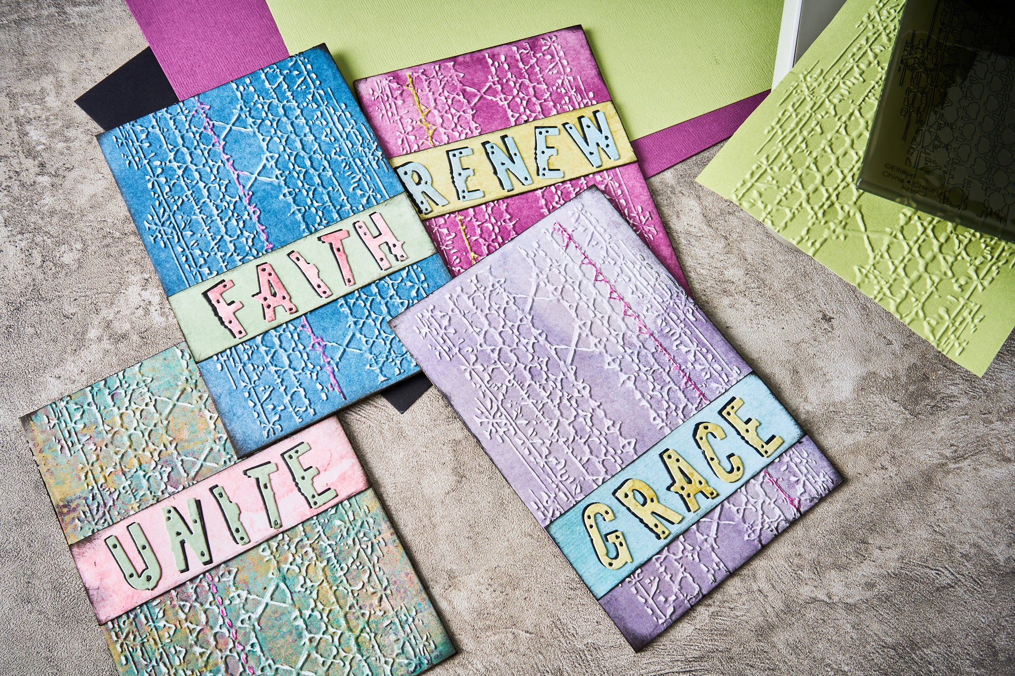 sizzix-3-d-magic-mesh-pr-gefolder-seth-apter-gitterstruktur image 3