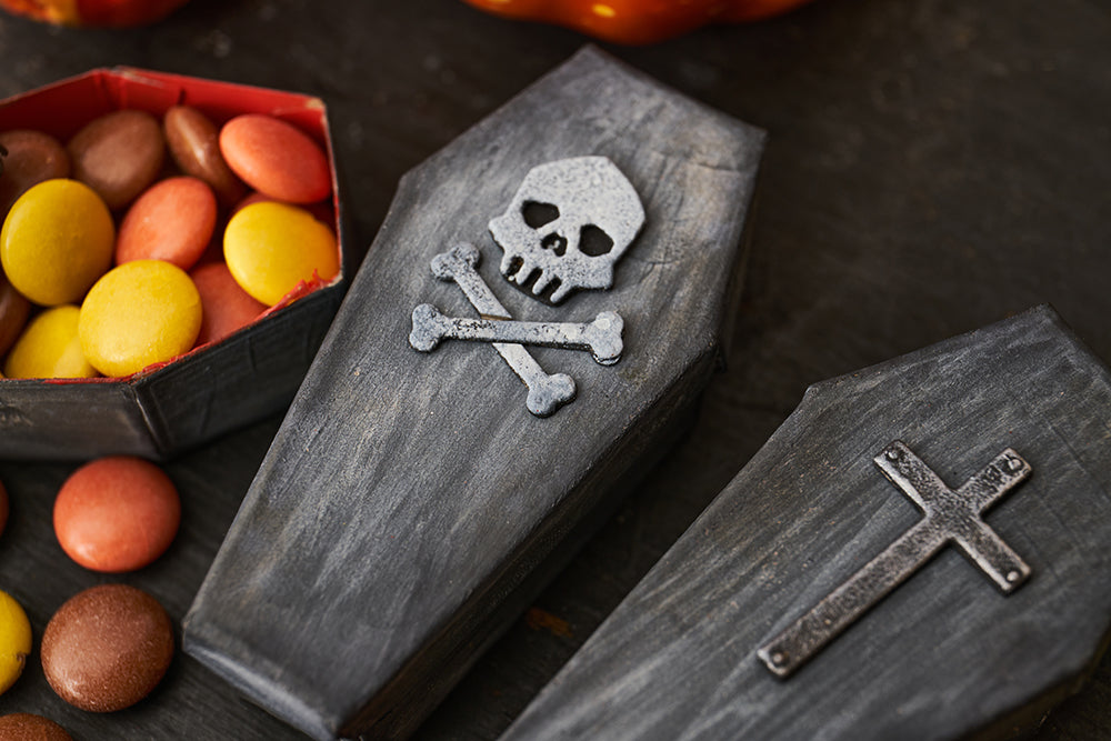 sizzix-thinlits-vault-coffin-box-tim-holtz-34tlg-halloween image 4