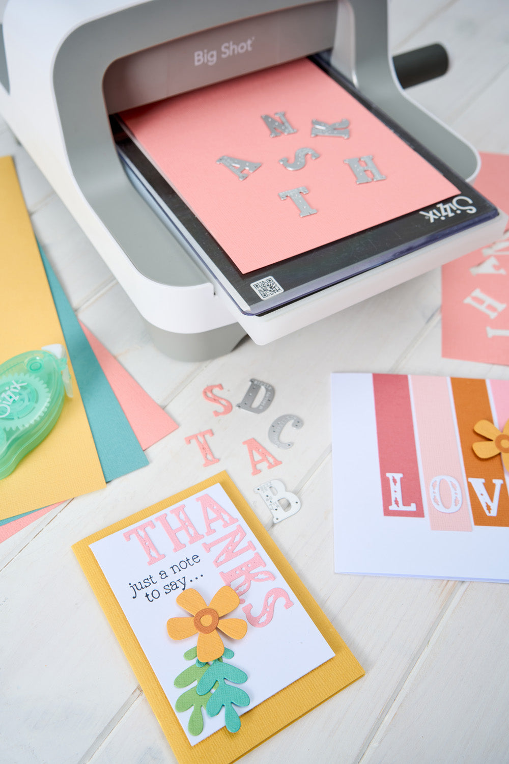sizzix-thinlits-stanzschablonen-folk-alphabet-buchstaben-26-tlg image 2