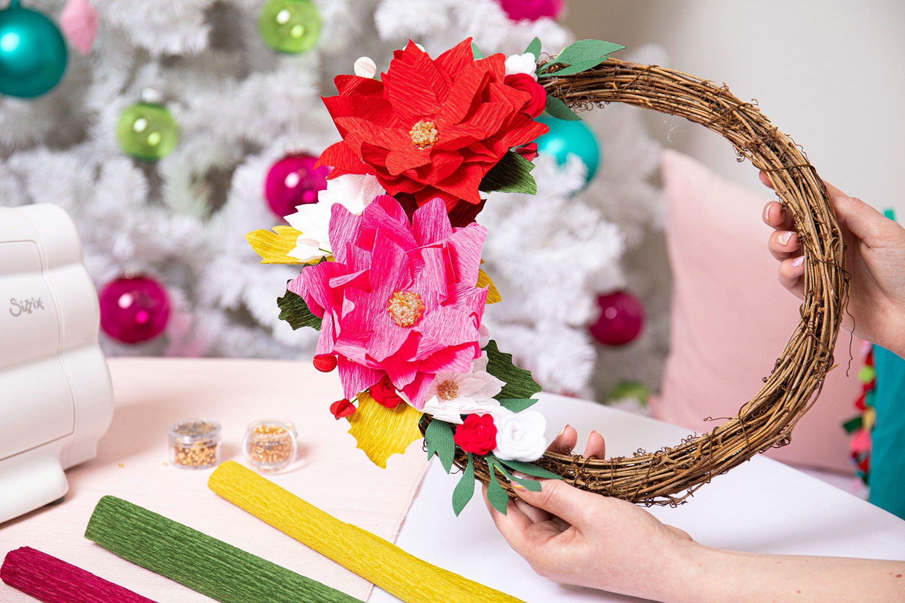 sizzix-surfacez-krepppapier-festive-10-blatt-dehnbar image 3