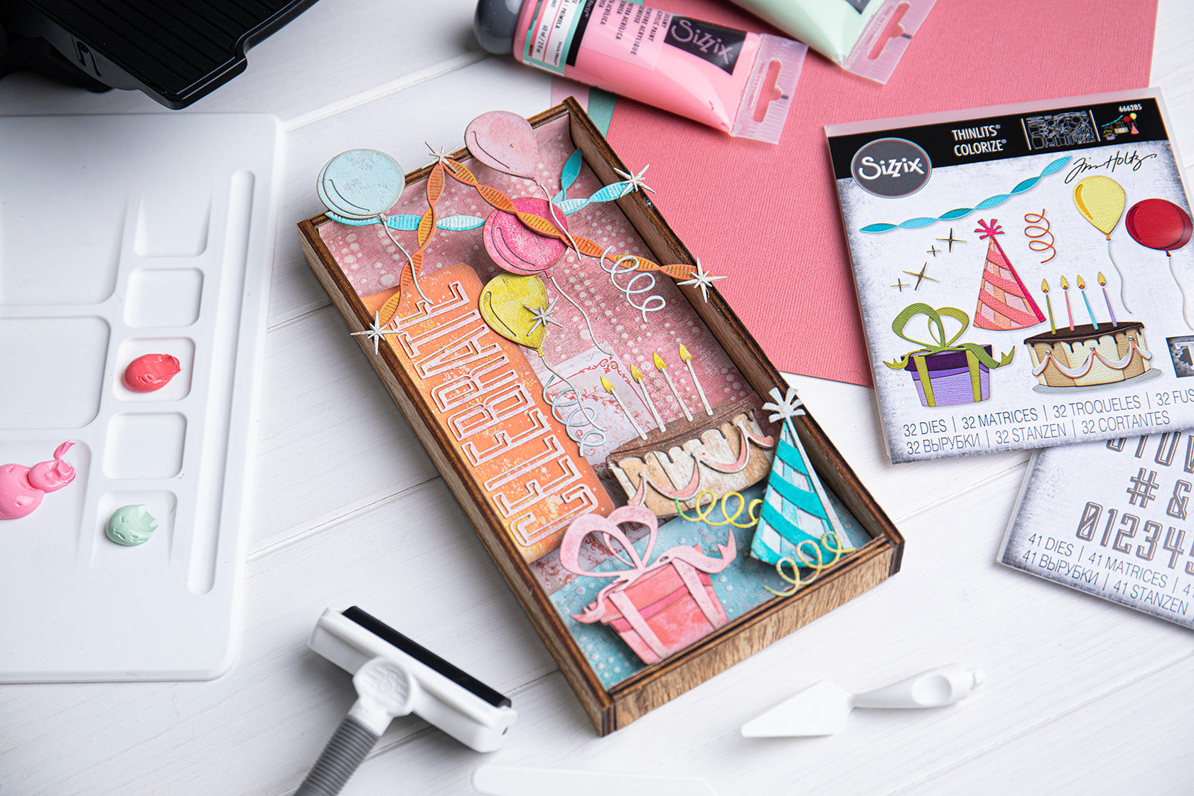 sizzix-thinlits-celebrate-colorize-stanzen-32er-tim-holtz image 3