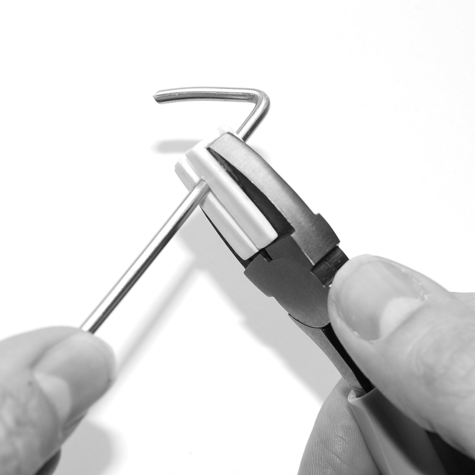 vaessen-cut-easy-schmuckzange-flach-mit-nylonbacken-basteln image 3
