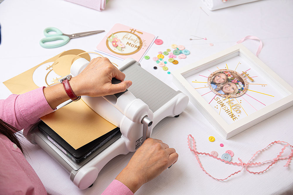 sizzix-bigz-embroidery-hoop-stanzform-eileen-hull-stickrahmen image 5