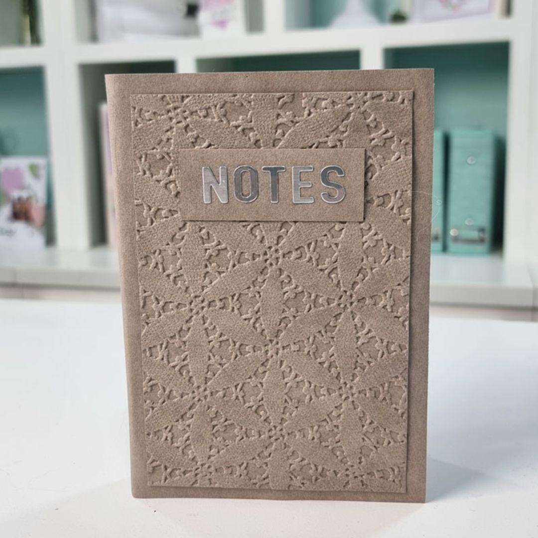sizzix-3-d-textured-impressions-pr-gefolder-tablecloth-spitze image 3