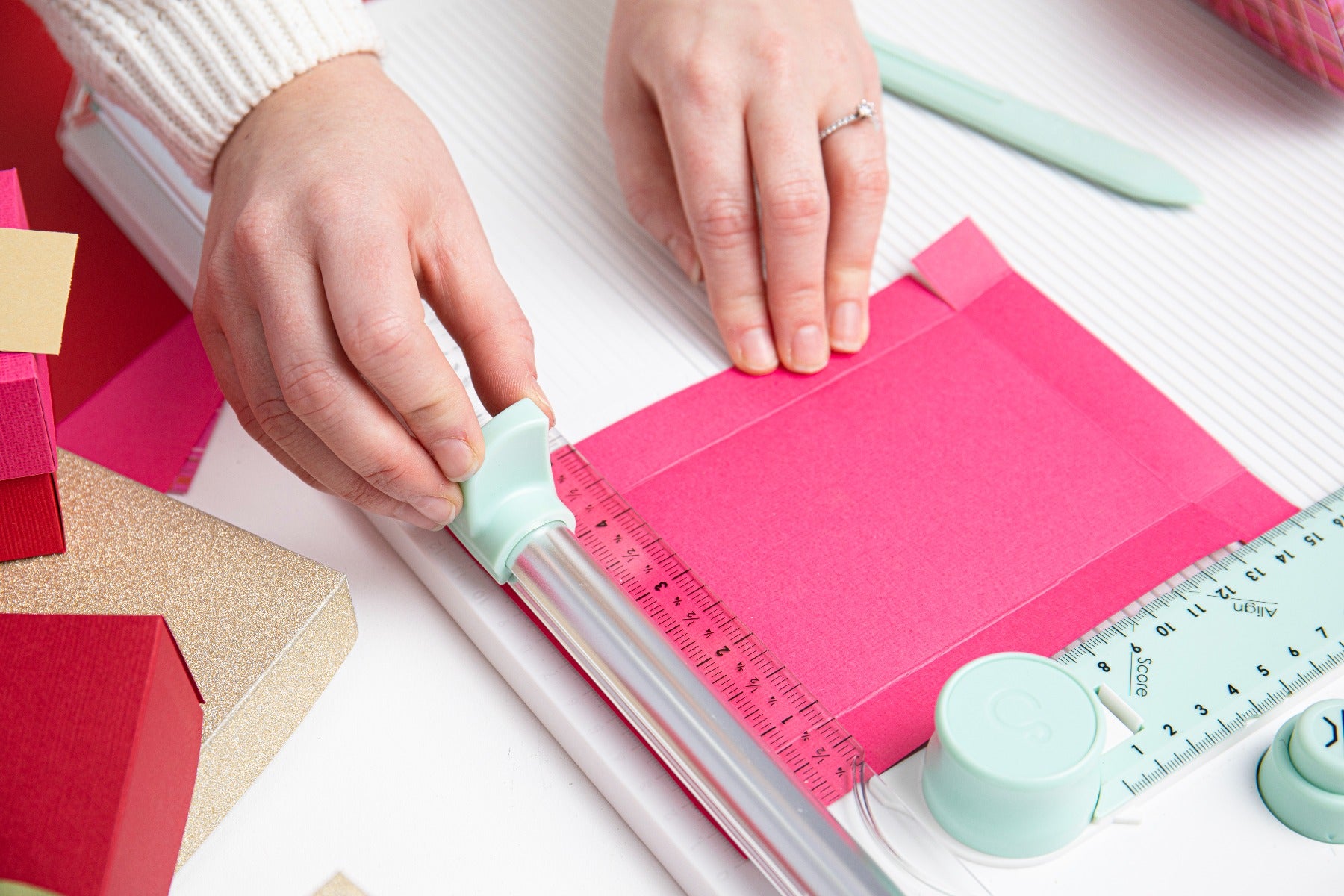 sizzix-scoring-board-trimmer-falzbrett-papierschneider-30x30 image 7