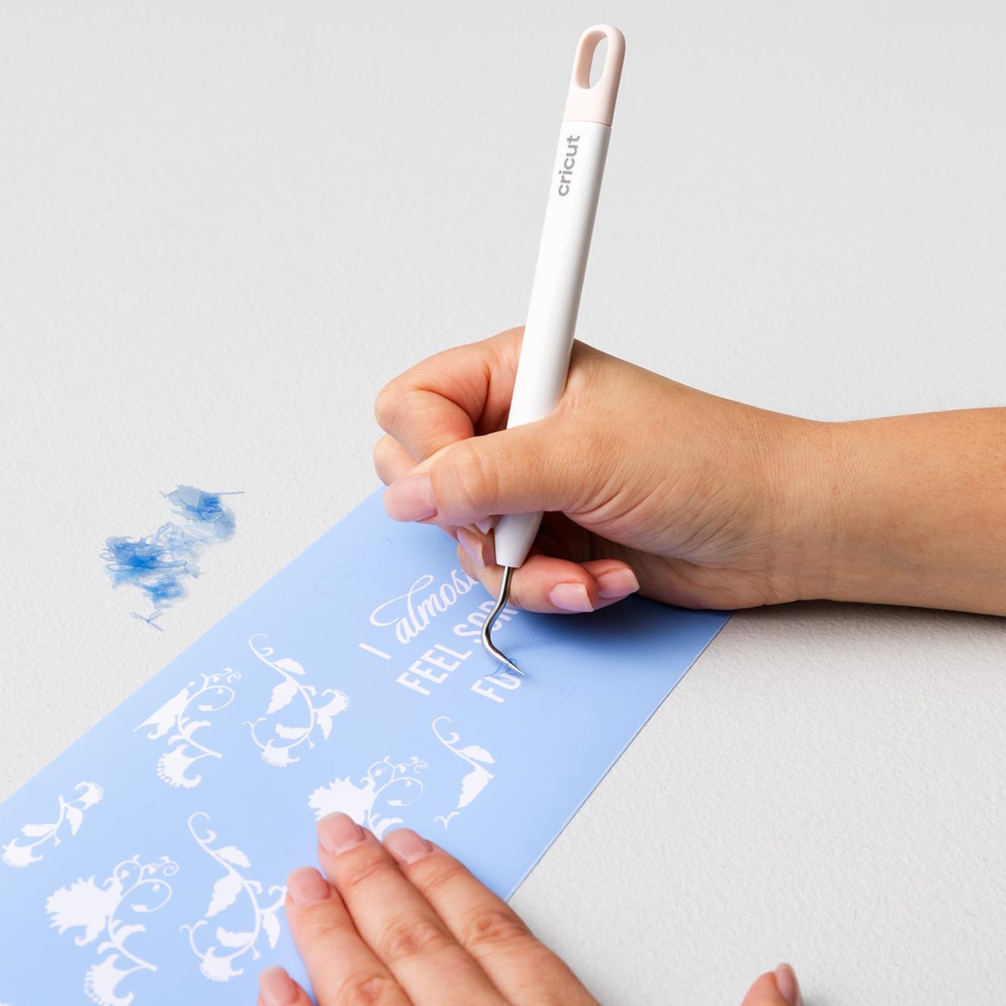 cricut-maker-entgitterwerkzeug-weeder-vinyl-b-gelfolie image 5