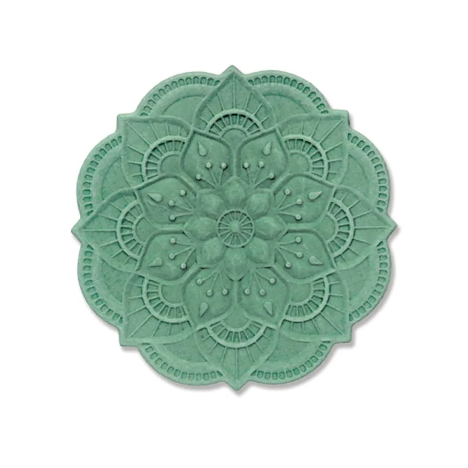 sizzix-3-d-impresslits-adornment-pr-gefolder-mandala-3d image 1