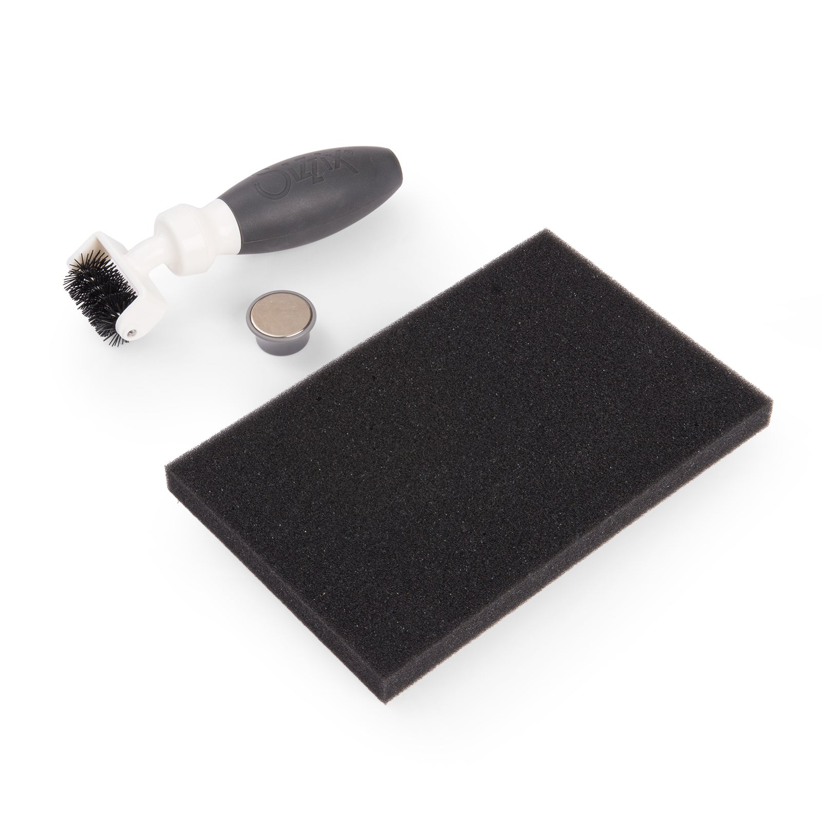 sizzix-die-brush-stanz-b-rste-mit-magnetheber-und-pad image 2