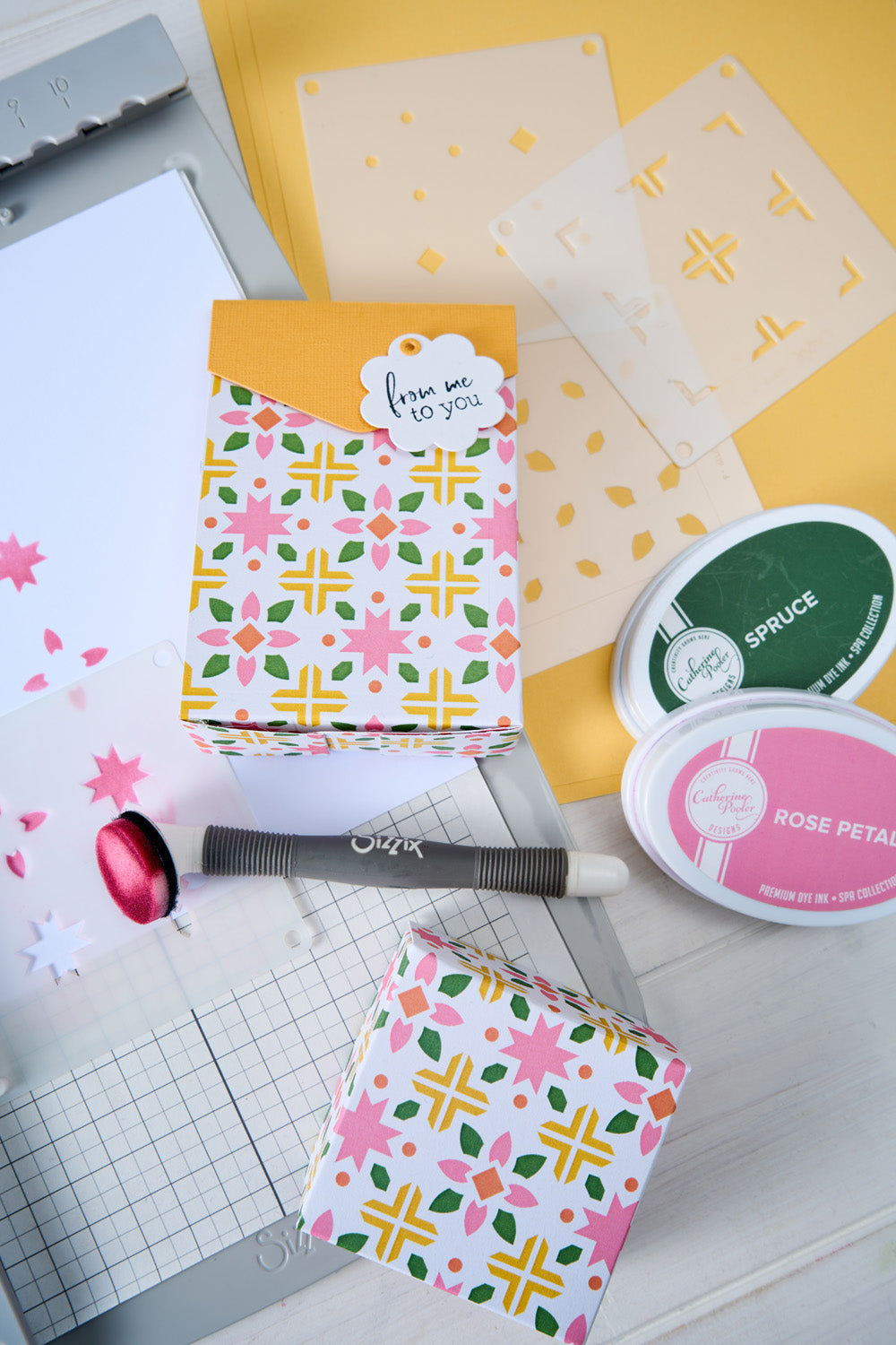 sizzix-layered-patchwork-tile-mini-schablonen-4-tlg image 2