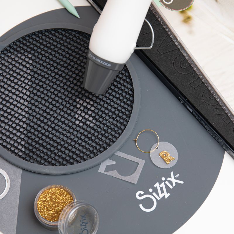 sizzix-surfacez-schrumpffolie-wei-a4-10-blatt image 4