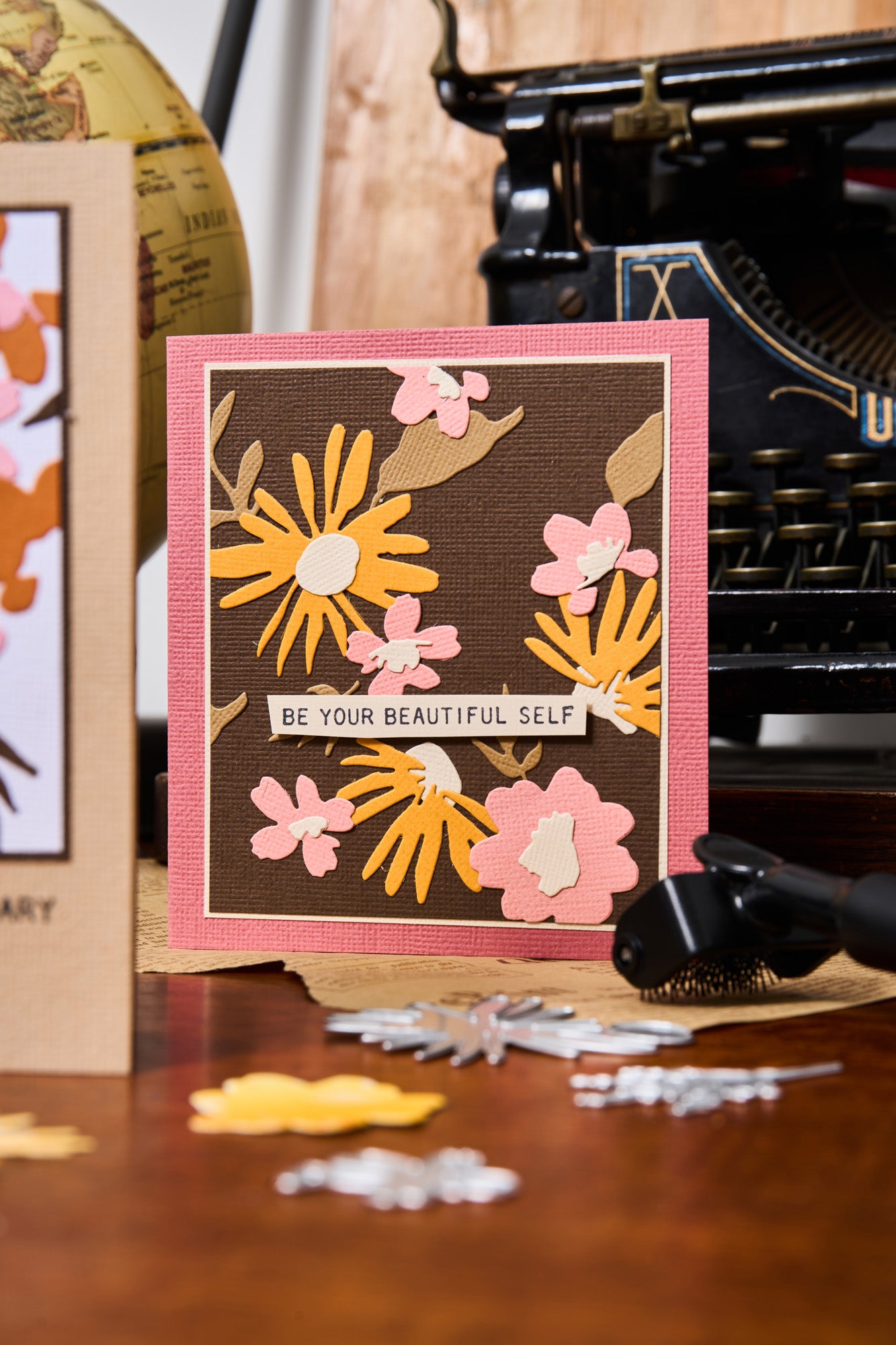 sizzix-vault-floristry-thinlits-set-11er-pr-gefolder-tim-holtz image 4