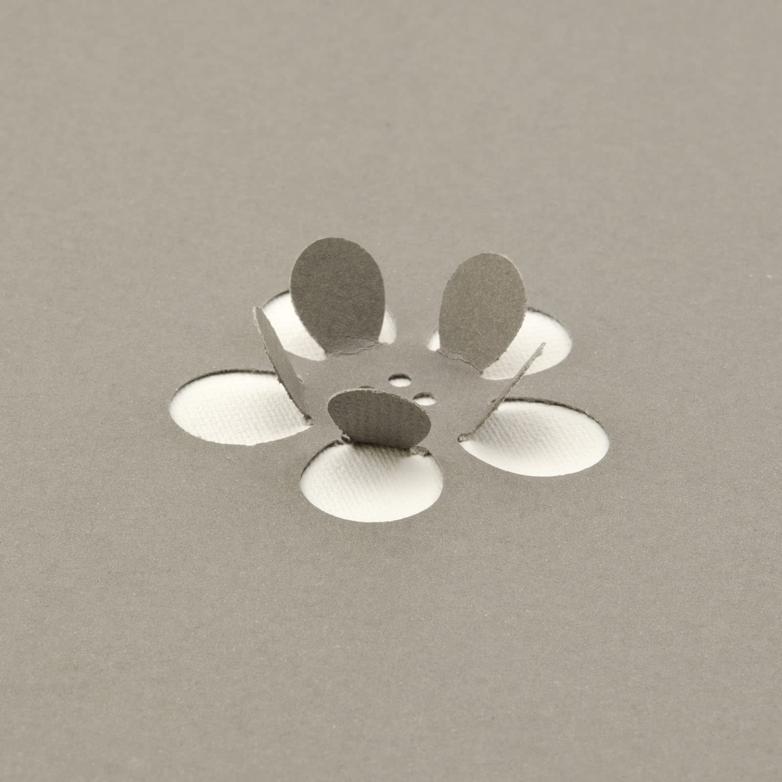 vaessen-cut-easy-magnetstanzer-3d-blume-3-8x4-6cm-papierstanzer image 3