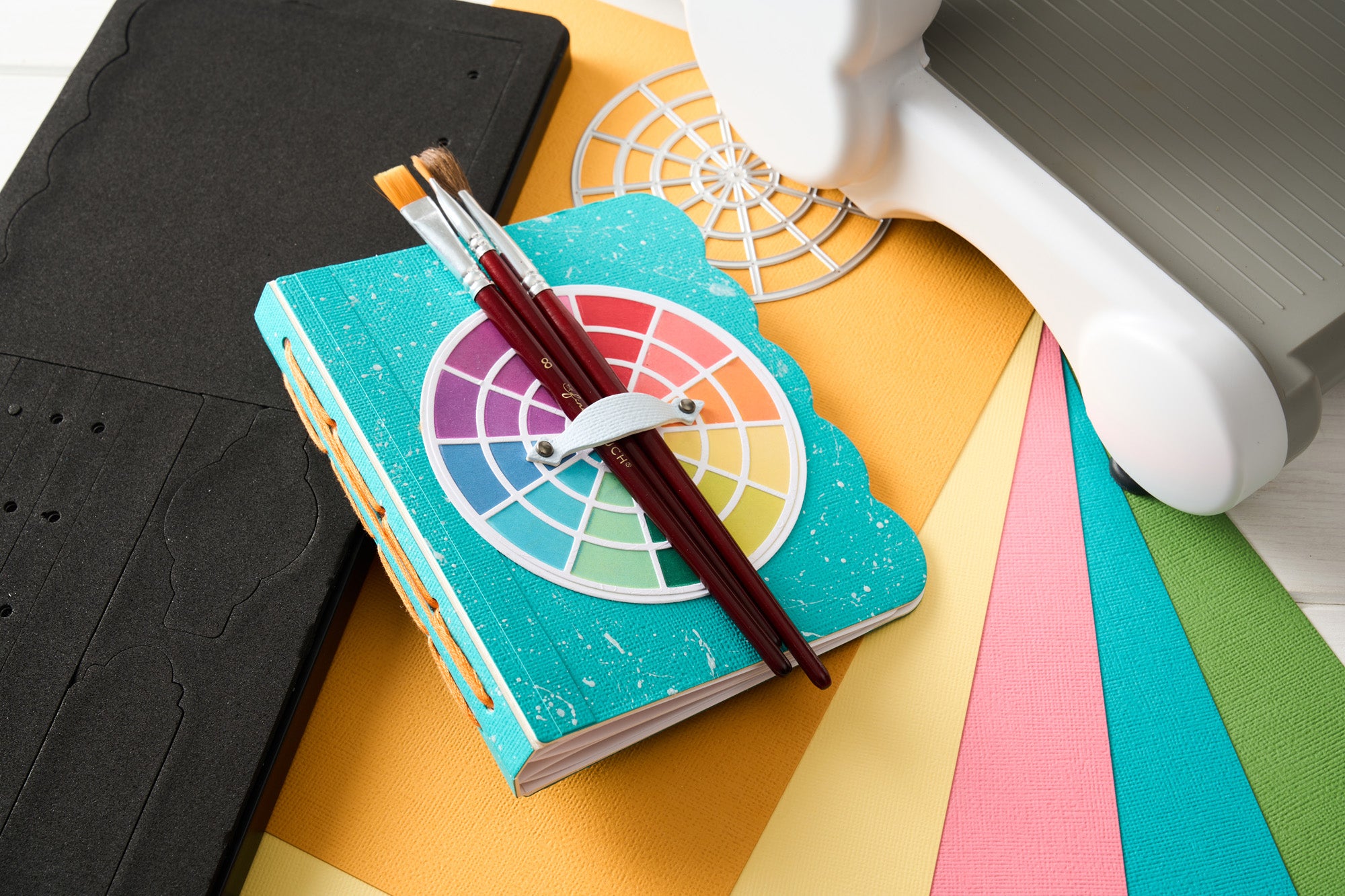 sizzix-layered-stencils-color-wheel-a5-schablonen-3er-rund image 6