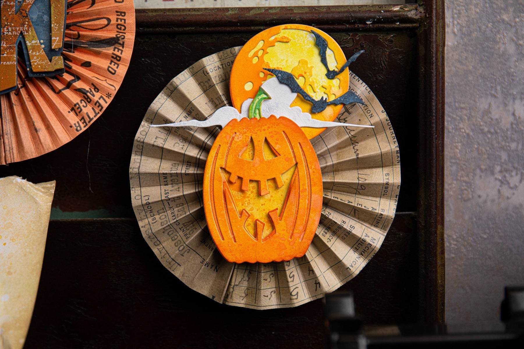 sizzix-thinlits-stanzschablone-edison-colorize-k-rbis-halloween image 3